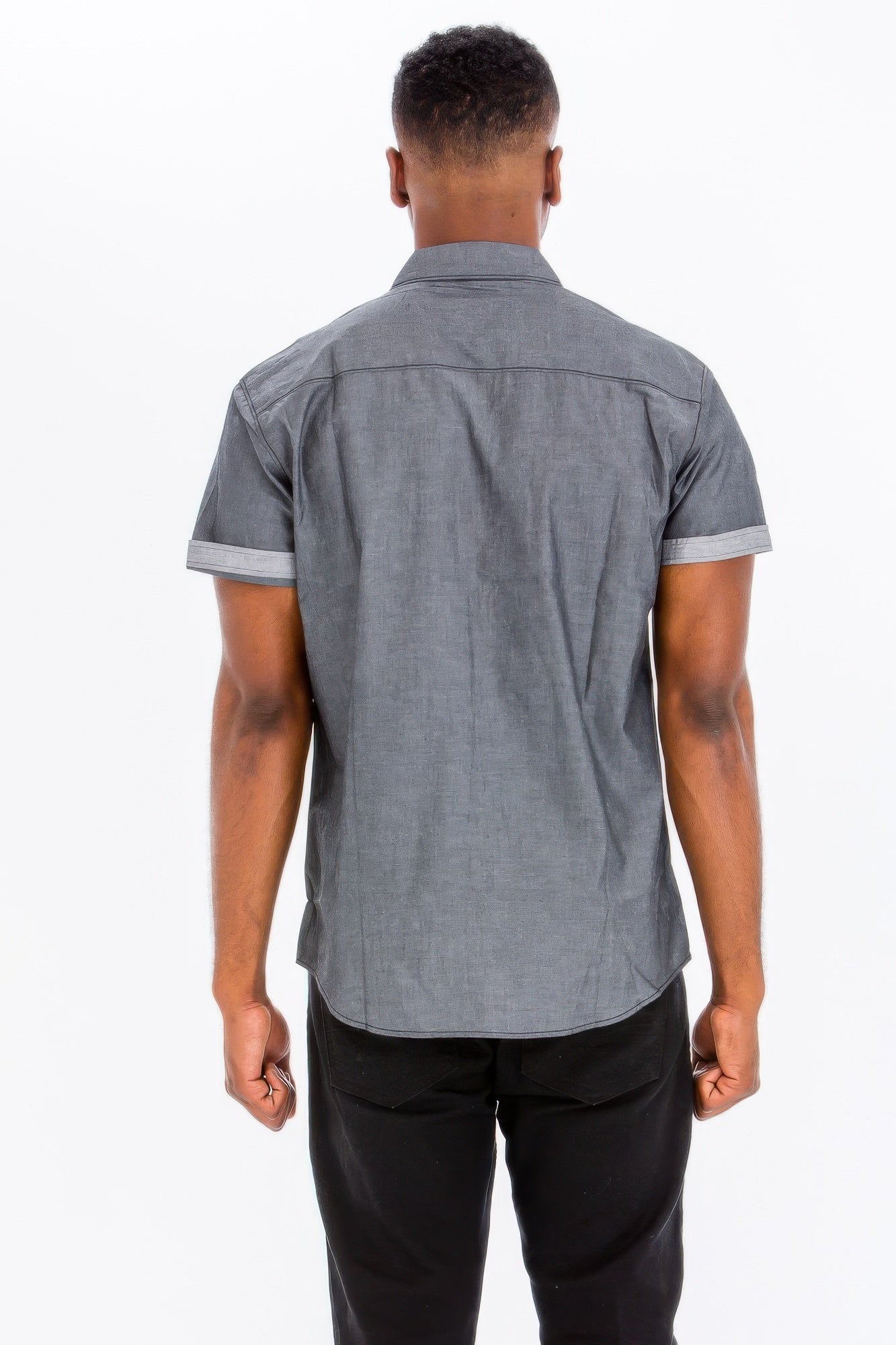Men's short sleeve vacation shirts in gray with rolled cuffs for a stylish summer look