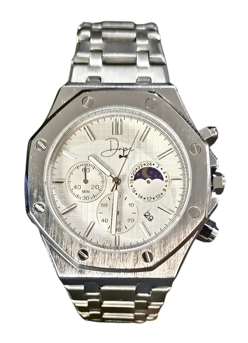 men's silver wrist watch with a stainless steel bracelet for stylish occasions