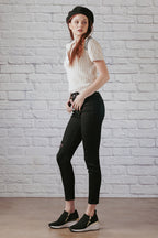 Women's black skinny pants jeans for casual outings and everyday wear