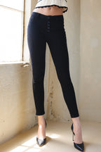 Women's black skinny pants jeans for a sleek everyday look