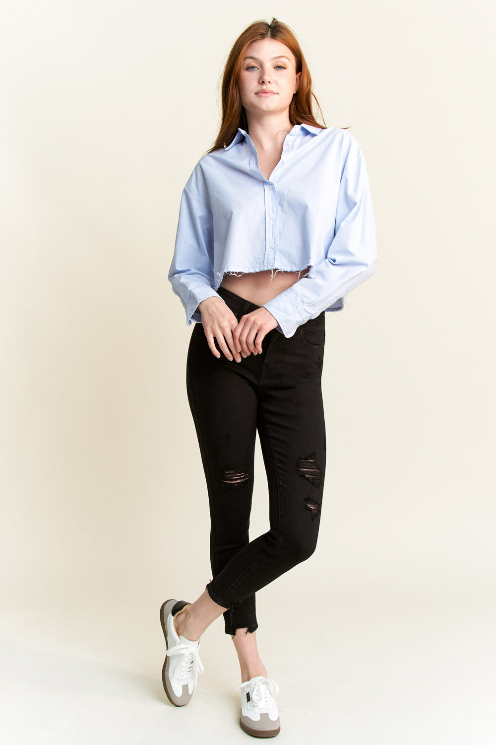 Women's black skinny pants jeans, stylish and comfortable for casual outings