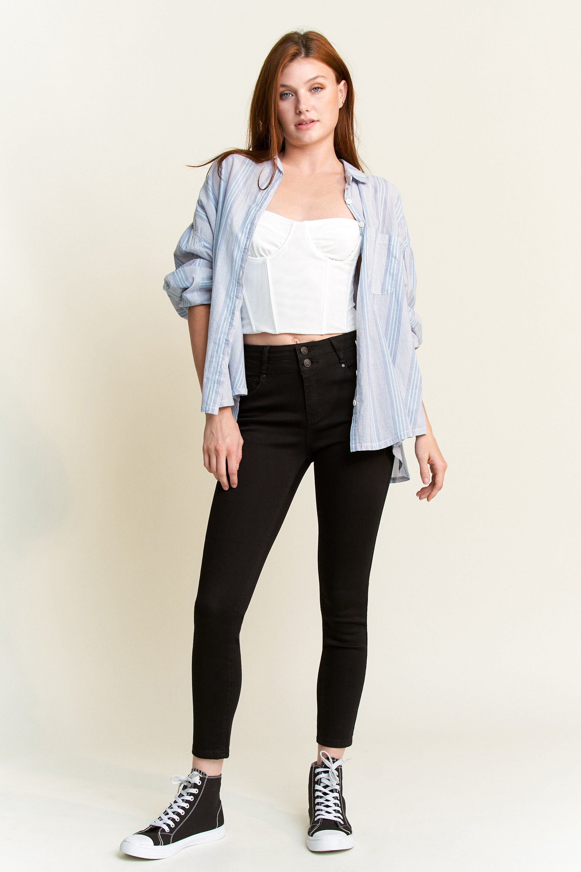 Women's black skinny pants jeans for casual or dressy outfits
