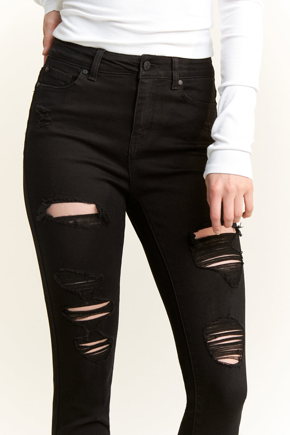 Women's black distressed skinny pants jeans for casual wear