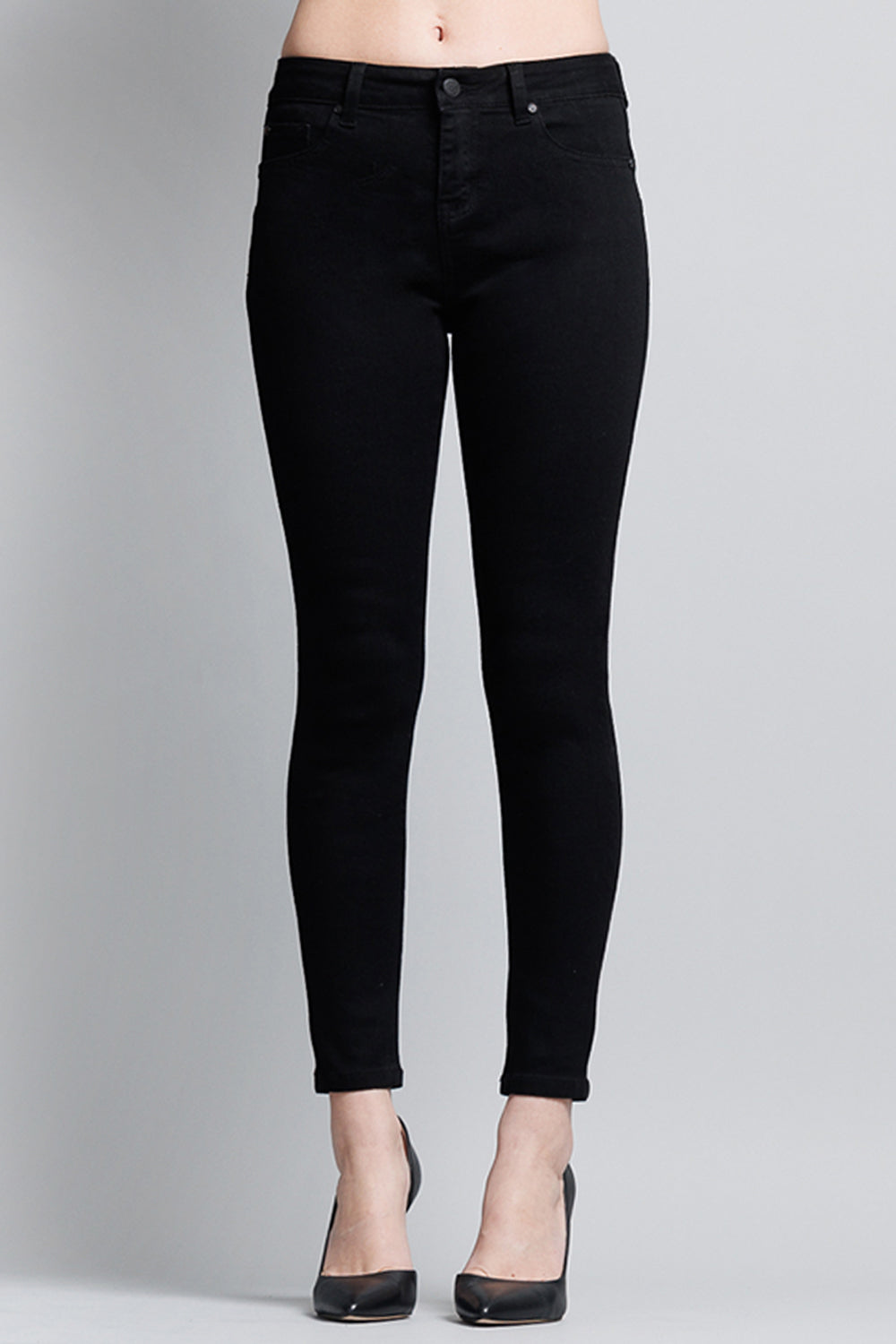 Women's black skinny pants jeans, perfect for casual wear