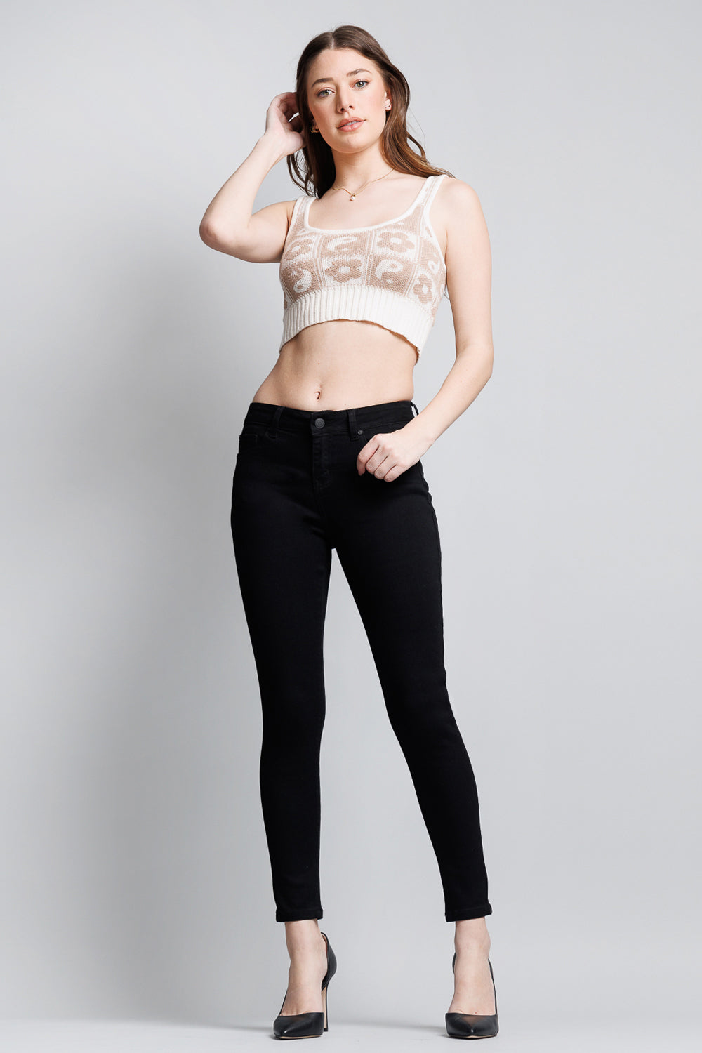 Women's black skinny pants jeans, perfect for trendy casual wear