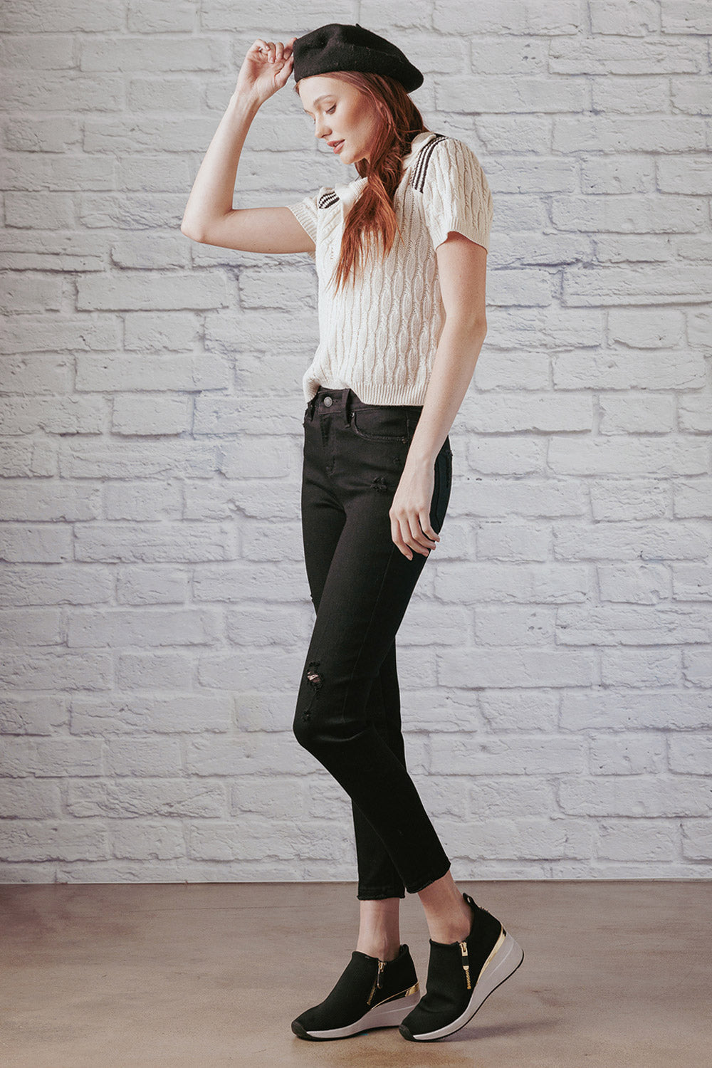 Women's black skinny pants jeans for casual stylish wear