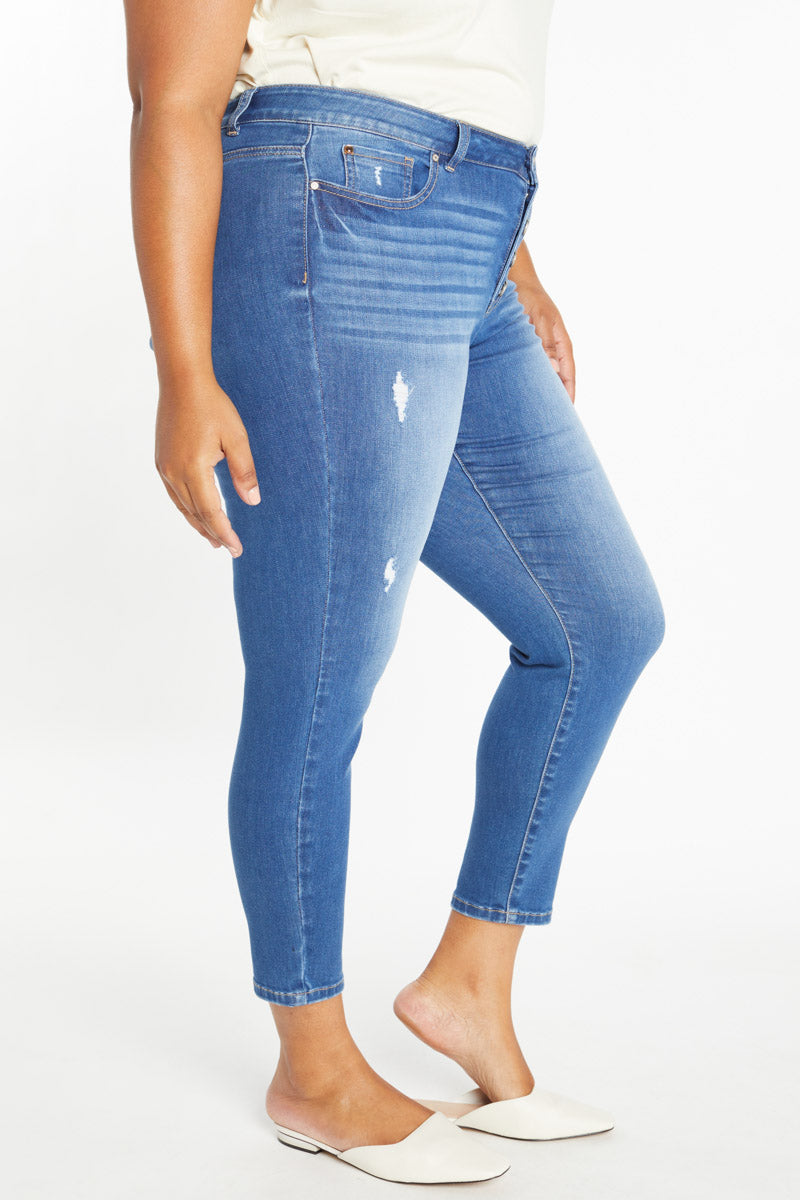 Women's blue skinny pants jeans, stylish and casual for everyday wear