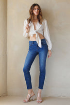 Women's blue skinny pants jeans, perfect for casual outings