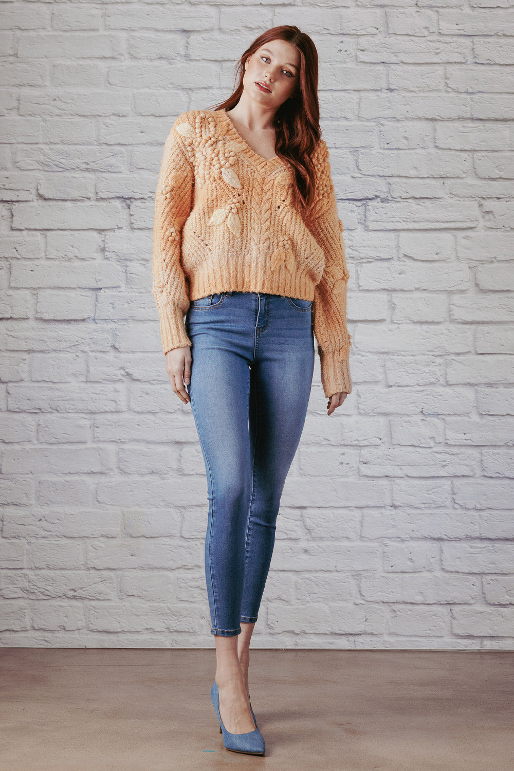 Women's blue skinny pants jeans, perfect for casual outings