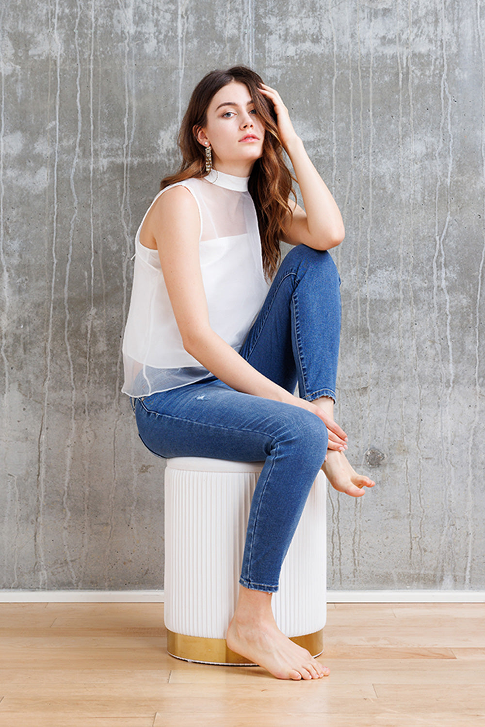 Women's blue skinny pants jeans, perfect for casual outings