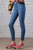 Women's blue skinny pants jeans, comfortable stretch fabric for casual wear