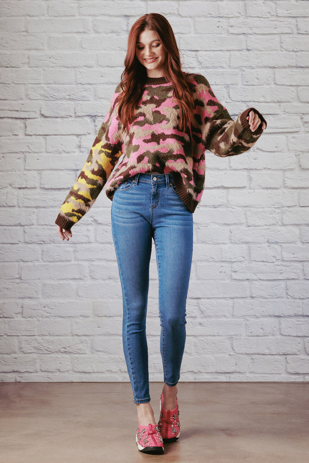 Women's skinny pants jeans in blue, casual style for everyday wear