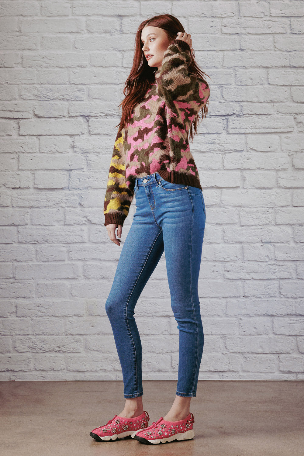 Women's blue skinny pants jeans for casual wear with comfortable fit