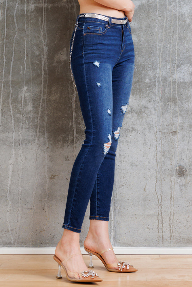 Women's skinny pants jeans in dark blue denim, perfect for casual wear