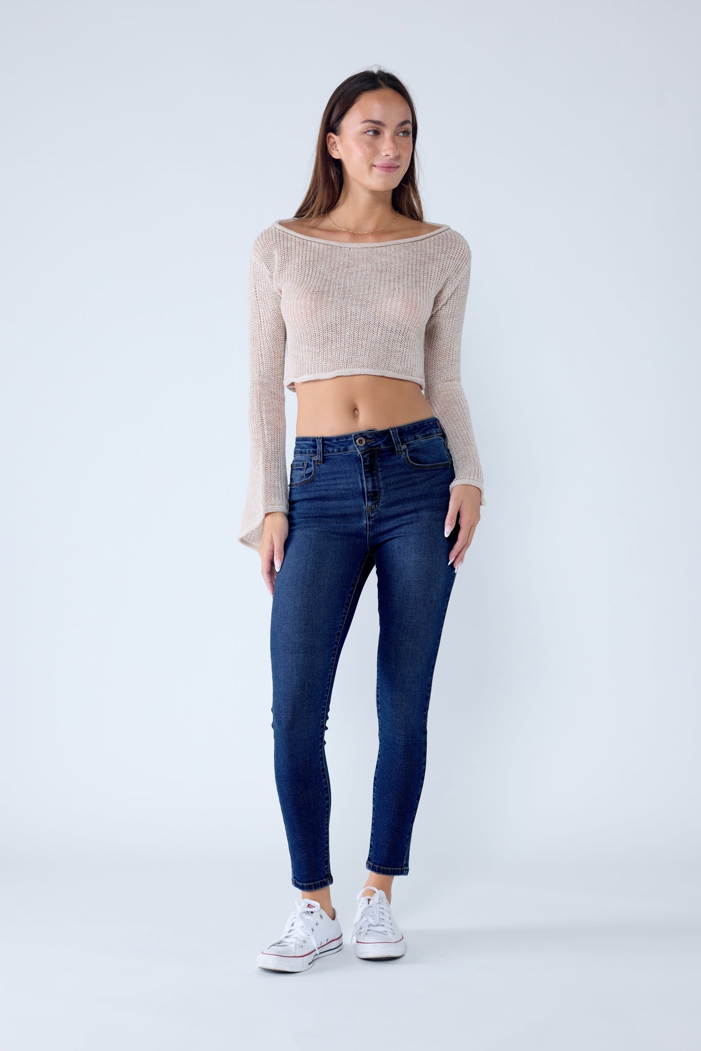 Women's blue skinny pants jeans for a stylish casual look