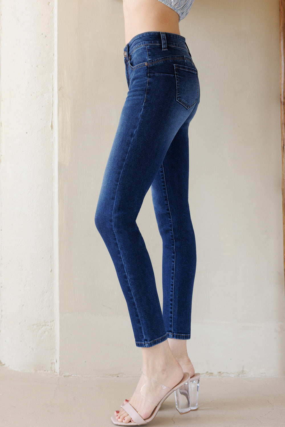 Women's blue skinny pants jeans, stylish for everyday wear