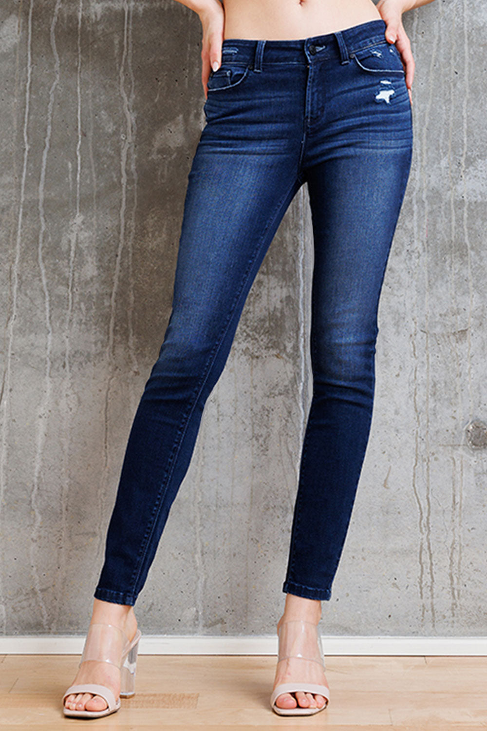 Shop ENJEAN women's skinny pants jeans in dark blue denim for casual wear