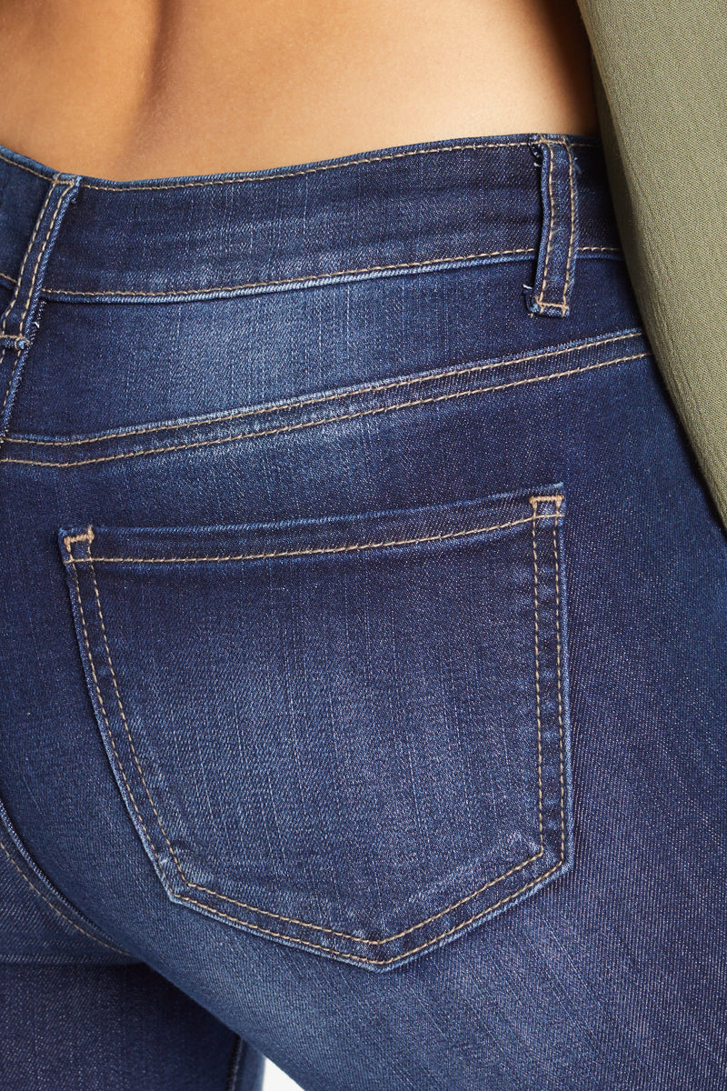 Women's dark blue skinny pants jeans with classic back pockets