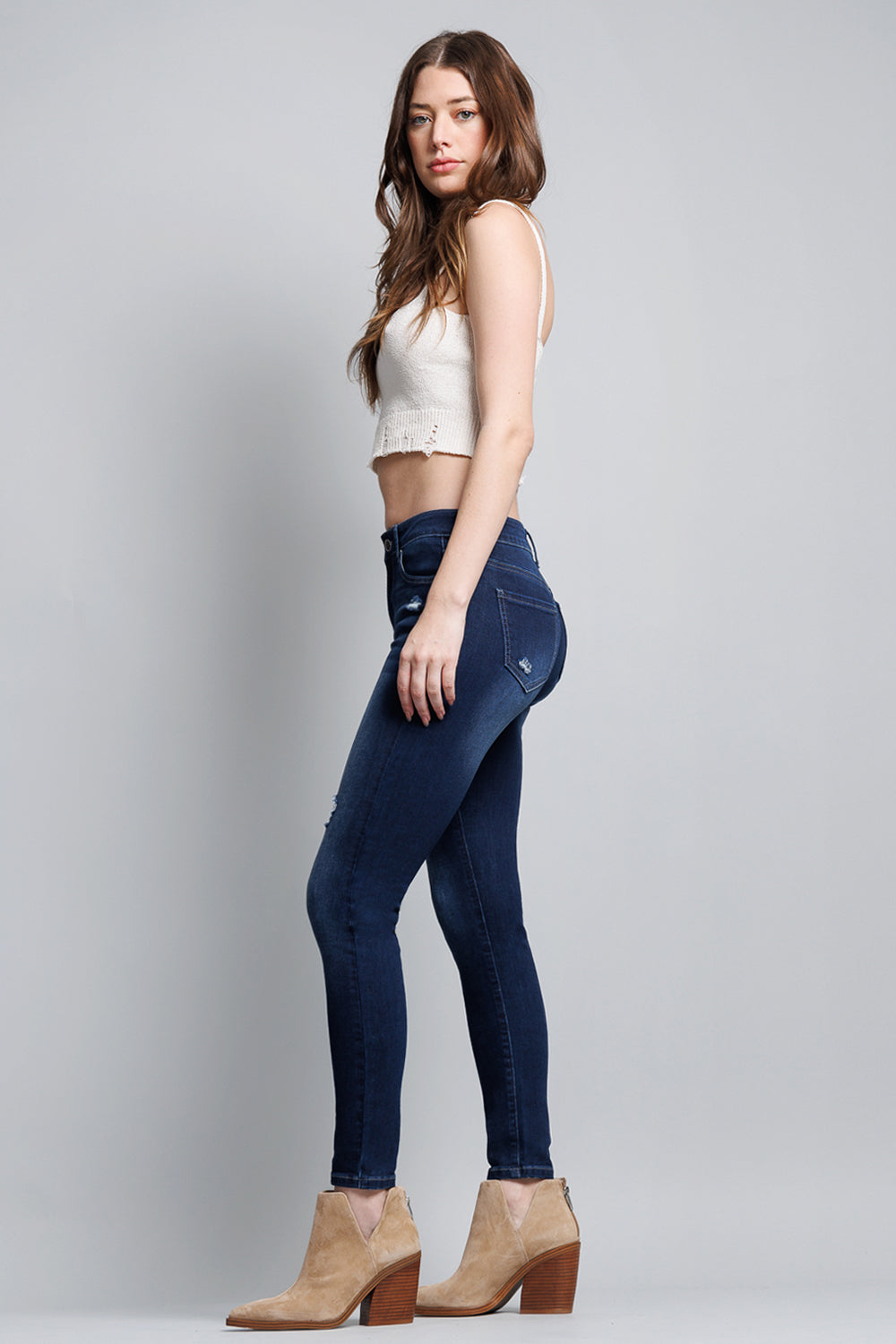 Shop ENJEAN women's skinny pants jeans in dark blue denim, perfect for casual outings