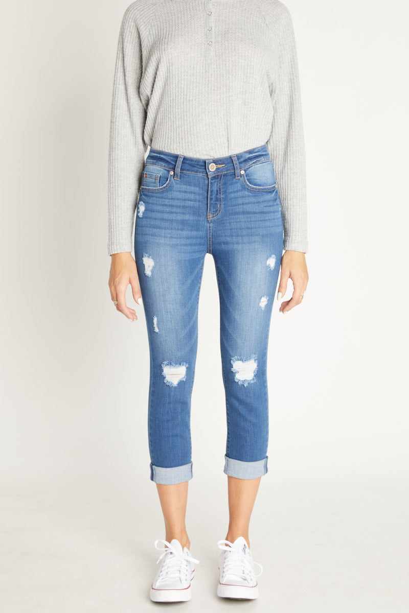 Women's distressed blue skinny pants jeans, ideal for casual outings