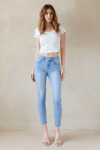 Women's light blue skinny pants jeans for casual outings