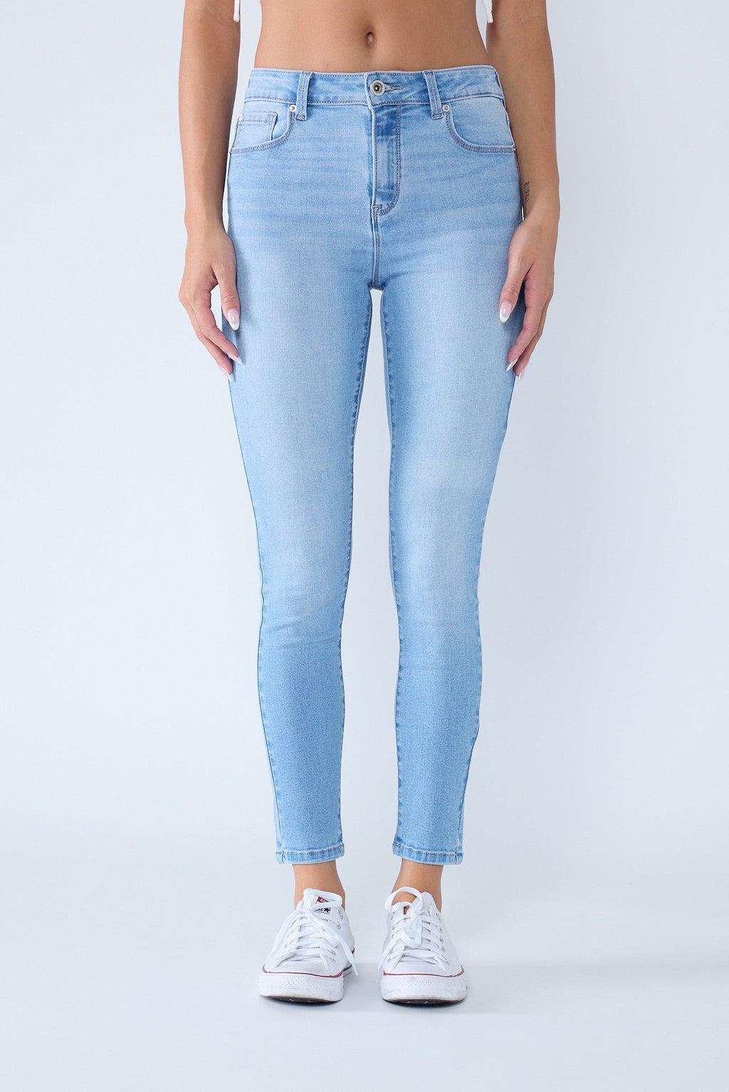 Women's light blue skinny pants jeans, perfect for casual wear