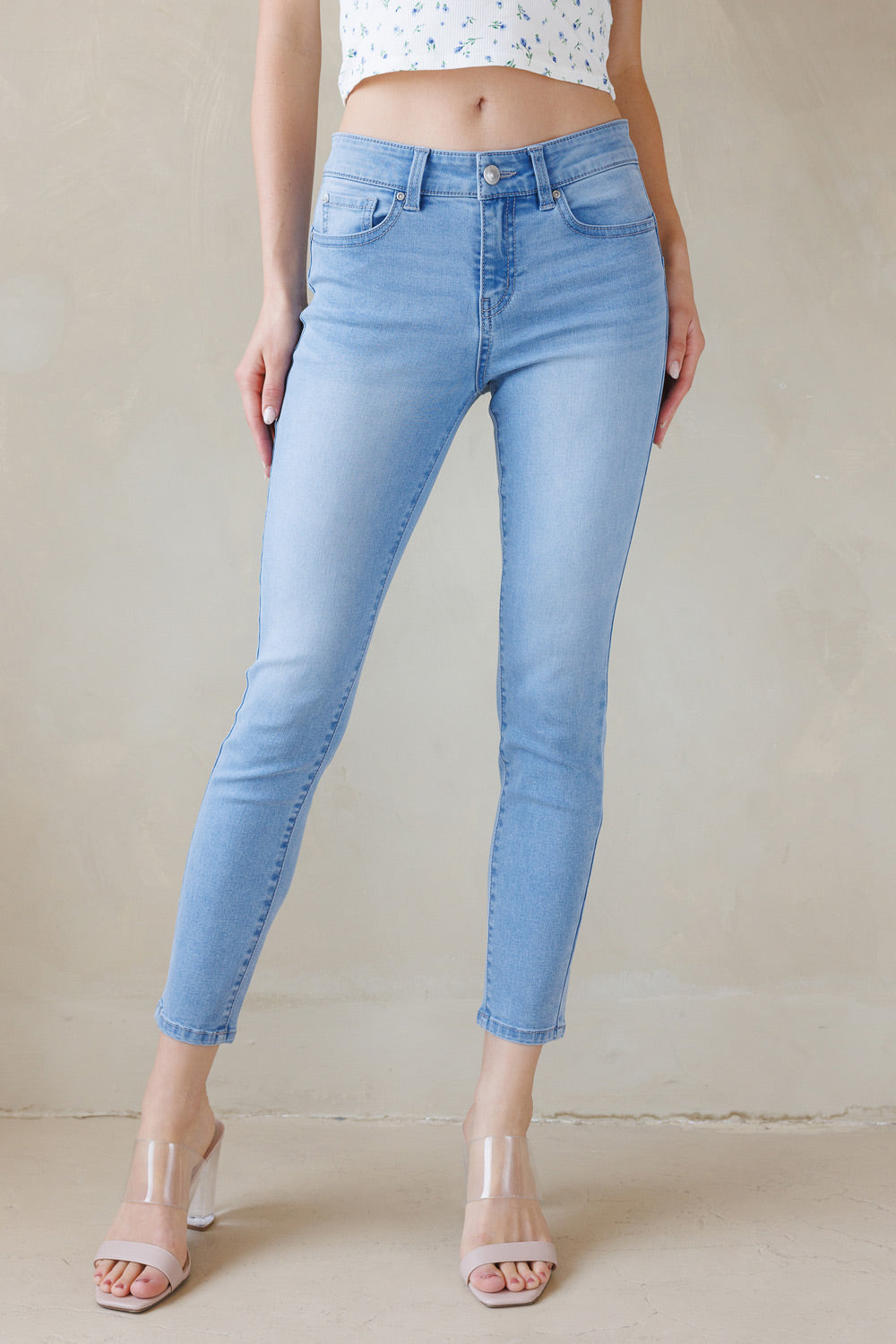 Women's light blue skinny pants jeans for casual wear