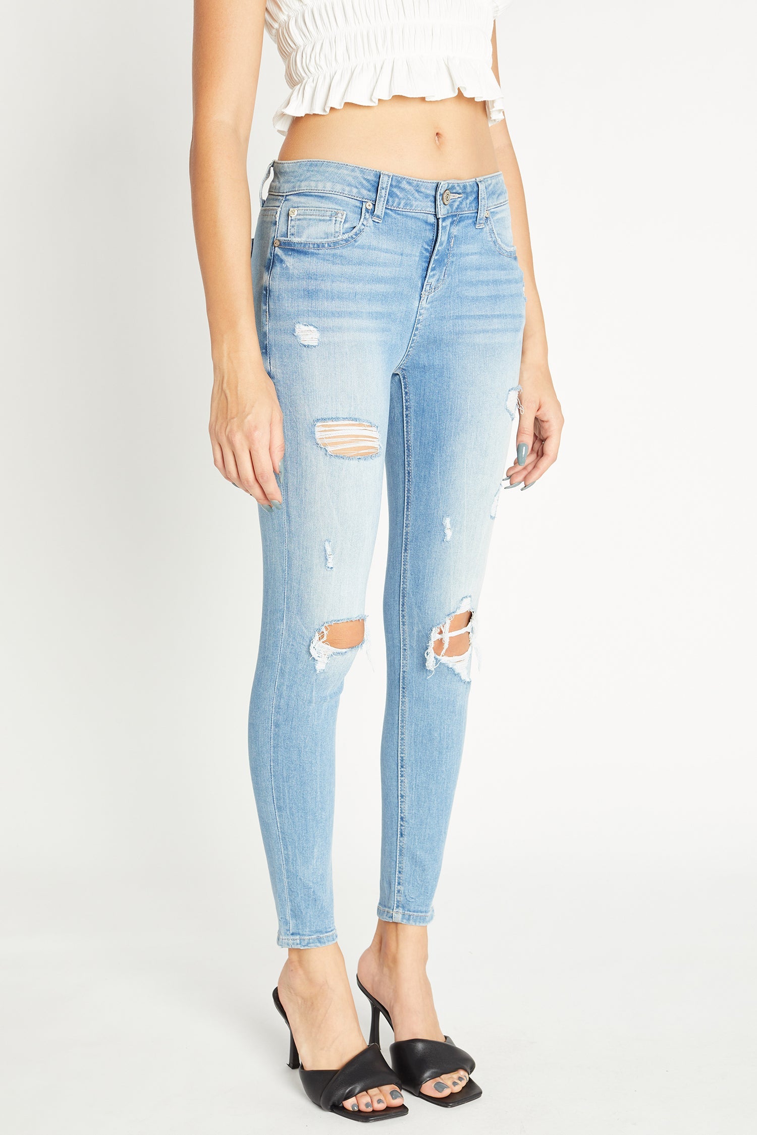 Women's distressed light blue skinny pants jeans for casual wear