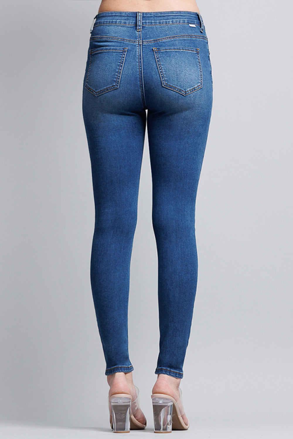 Women's blue skinny pants jeans, perfect for casual outings