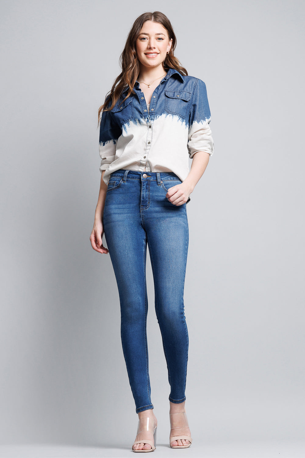 Women's blue skinny pants jeans, stylish fit for casual outings