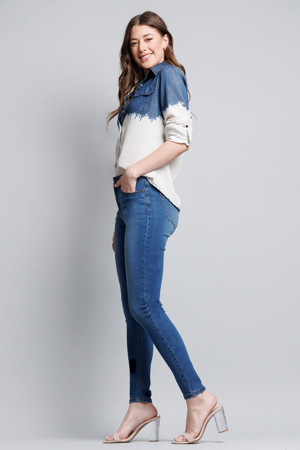 Women's blue skinny pants jeans for casual everyday wear