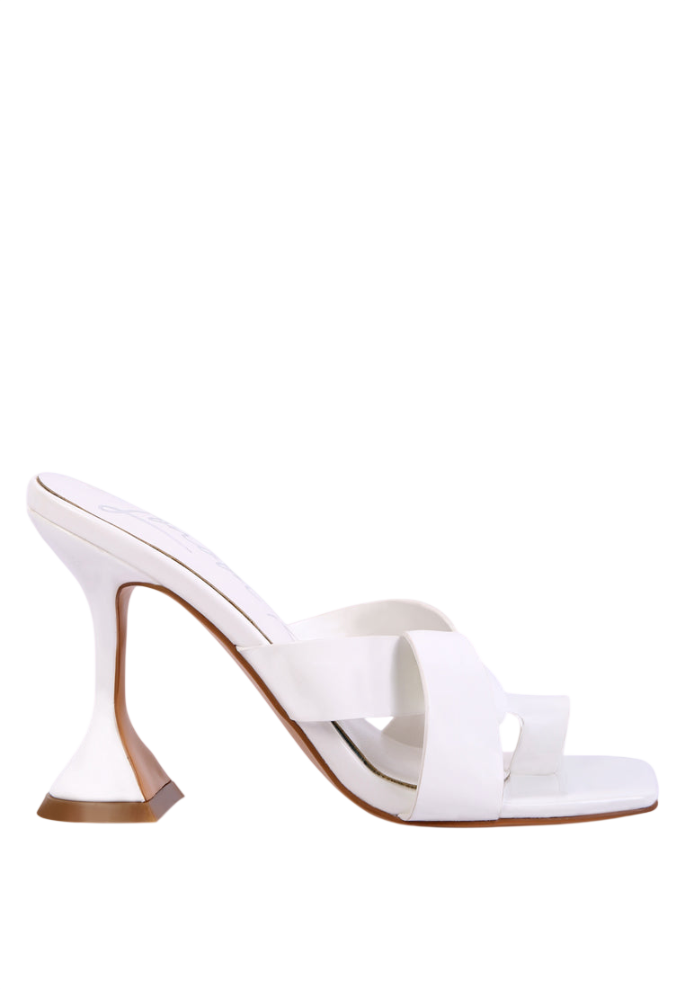 Snatched Intertwined Toe Ring Heeled Sandals