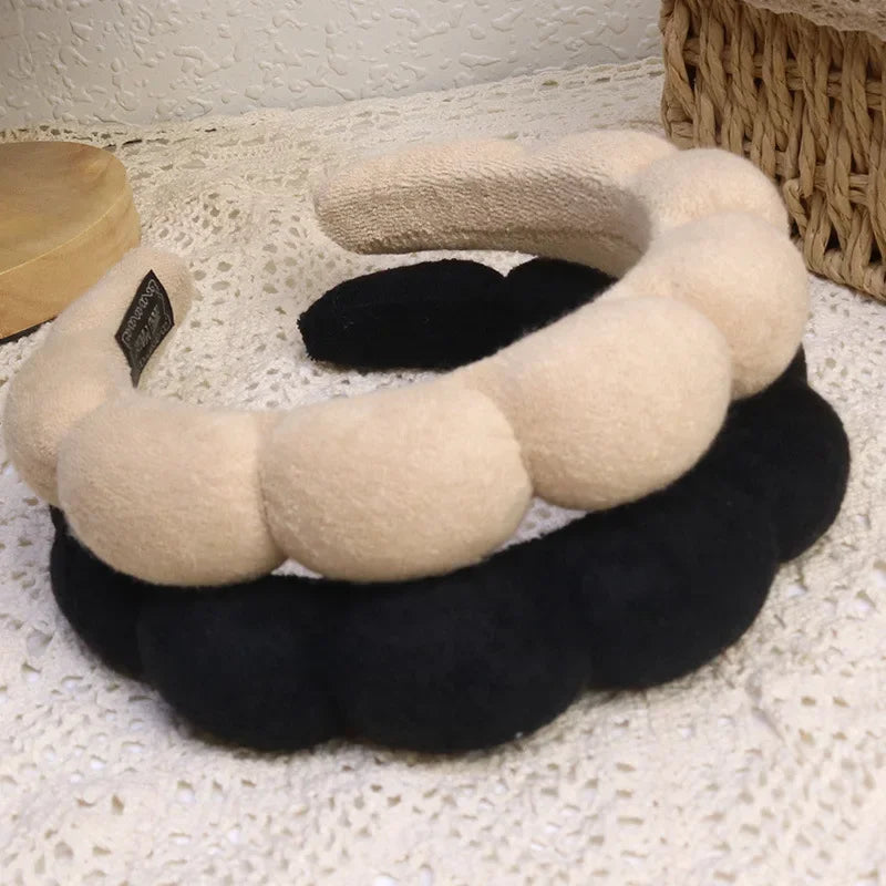 soft sponge headband for face washing and makeup removal (photo 5 of 10)