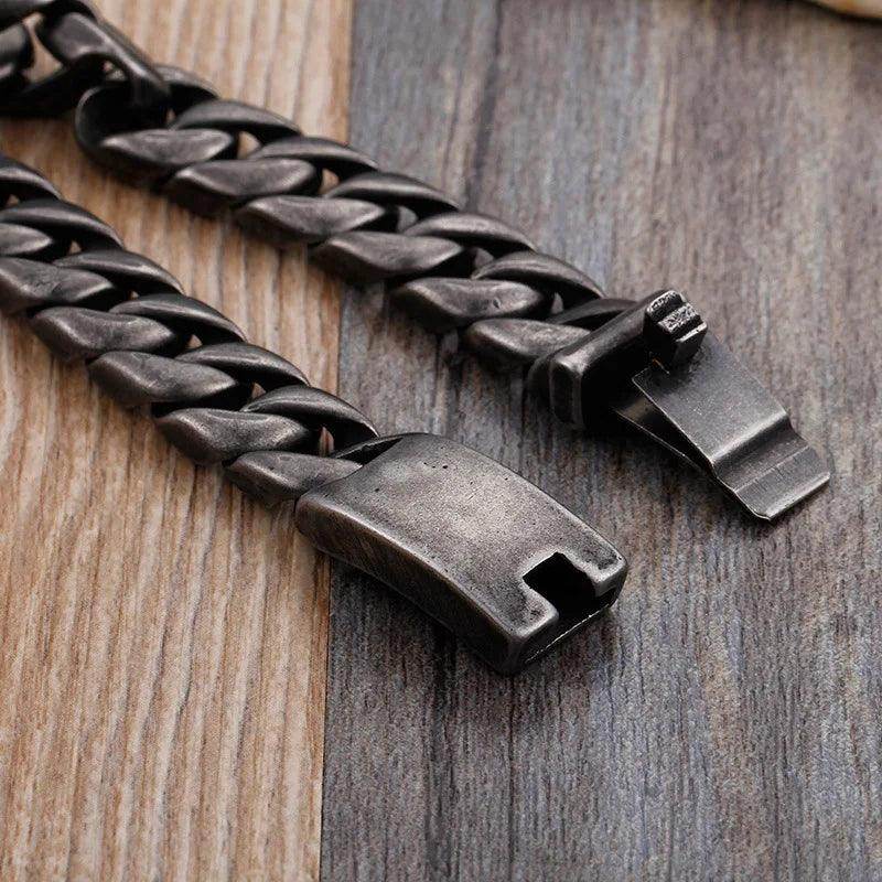 VacationGrabs stainless steel Cuban chain bracelet with a durable clasp design for stylish men's jewelry