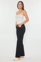 Women's straight leg blue jeans, stylish fit for everyday wear