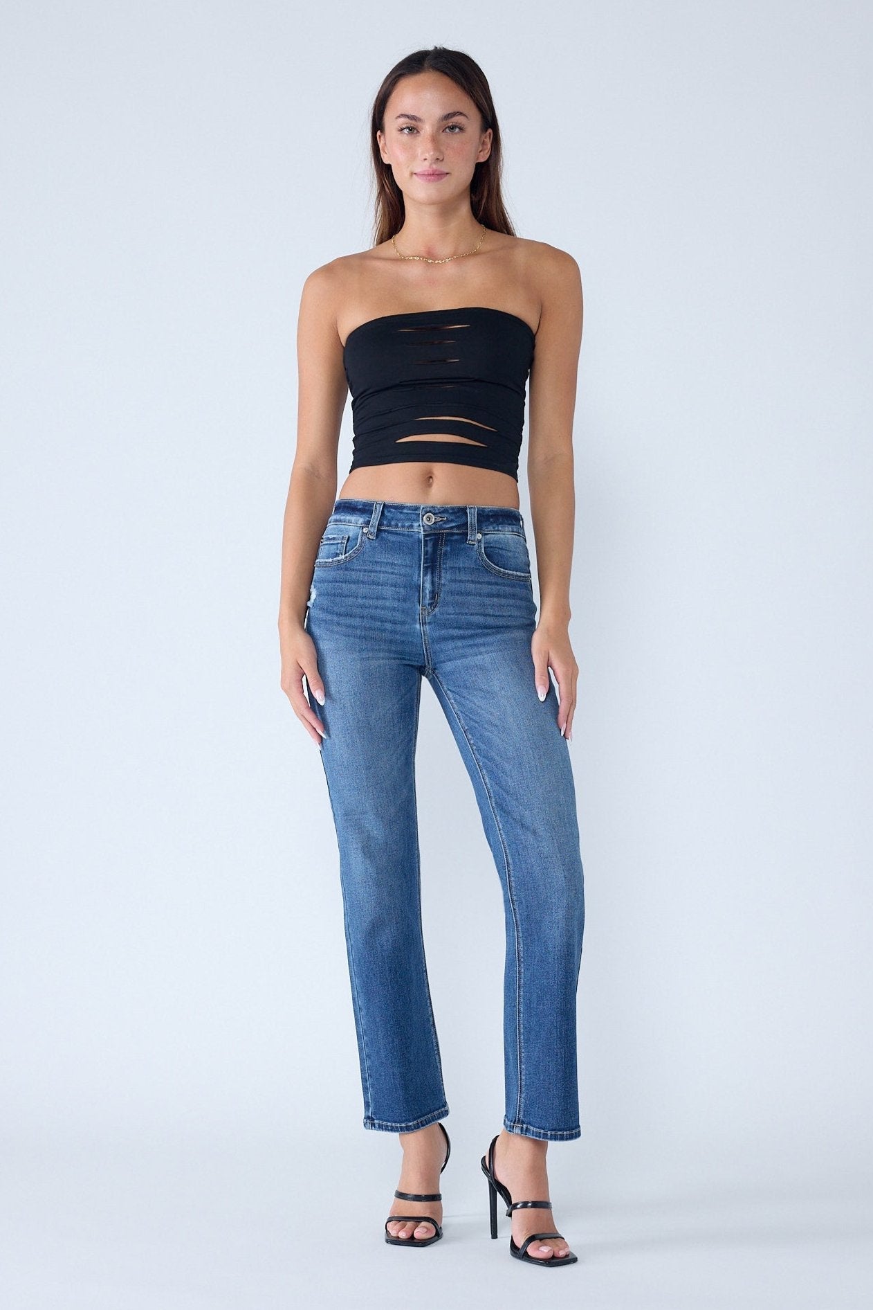 Women's straight leg blue jeans, stylish denim for casual outings