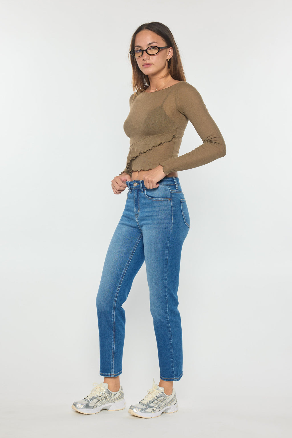 Women's straight leg blue jeans, perfect for casual outings
