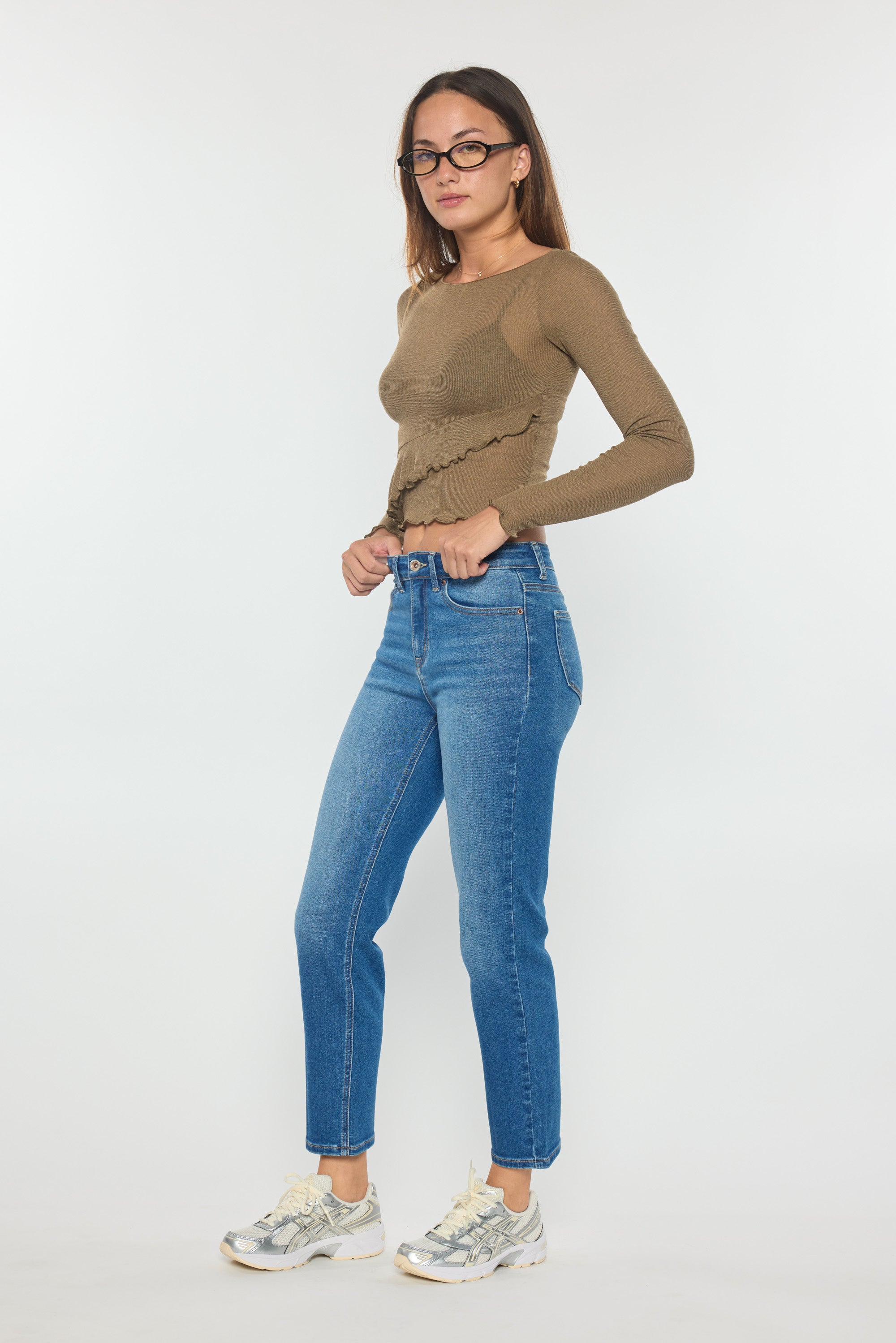 Women's straight leg blue jeans, perfect for casual outings