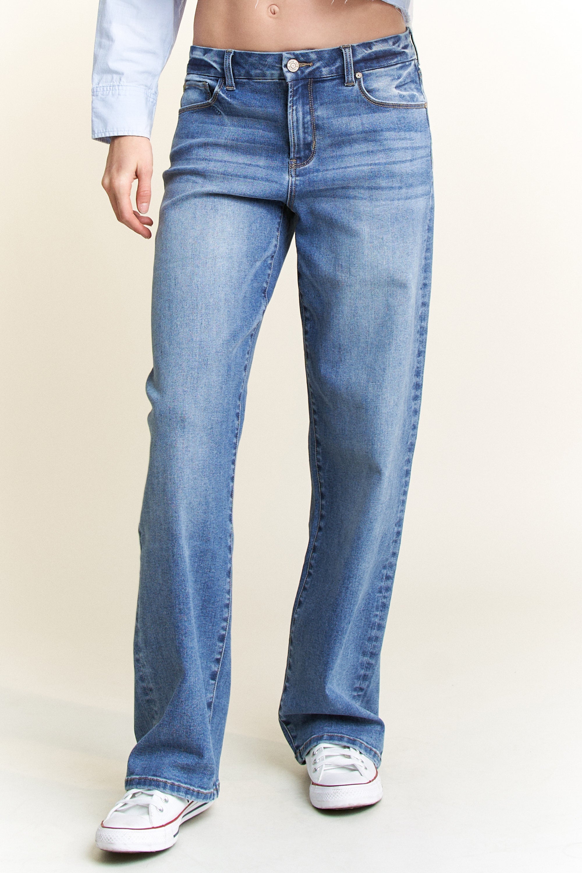 Women's straight leg blue jeans, casual wear for everyday comfort