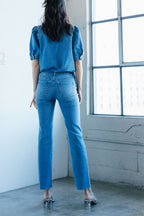 Women's straight leg blue jeans in denim, perfect for casual outings
