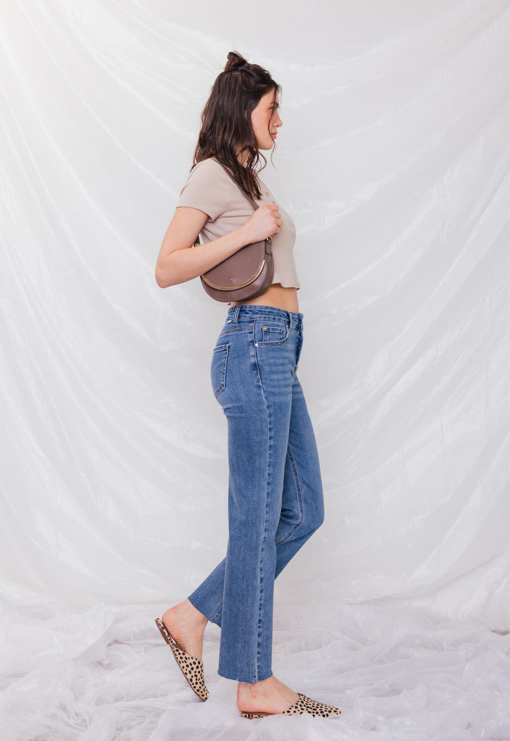 Women's straight leg blue jeans, stylish casual wear for everyday use
