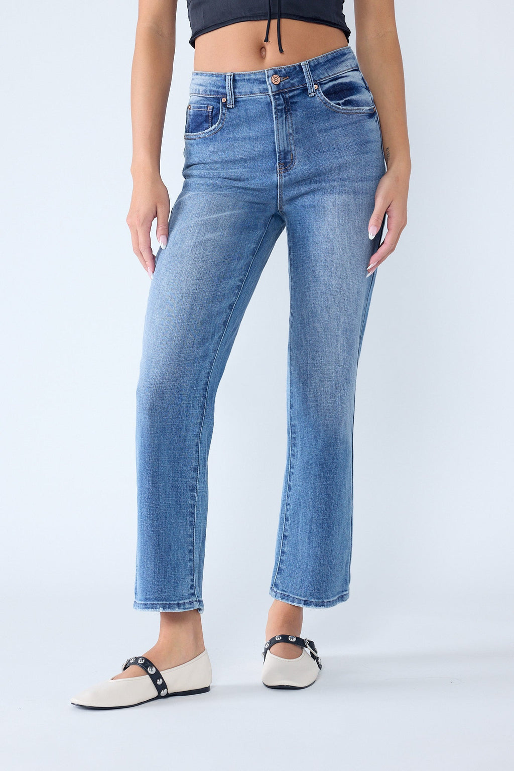 Women's straight leg blue jeans for casual wear