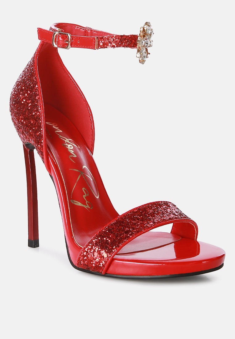 Stilettos à paillettes à talons hauts droits
