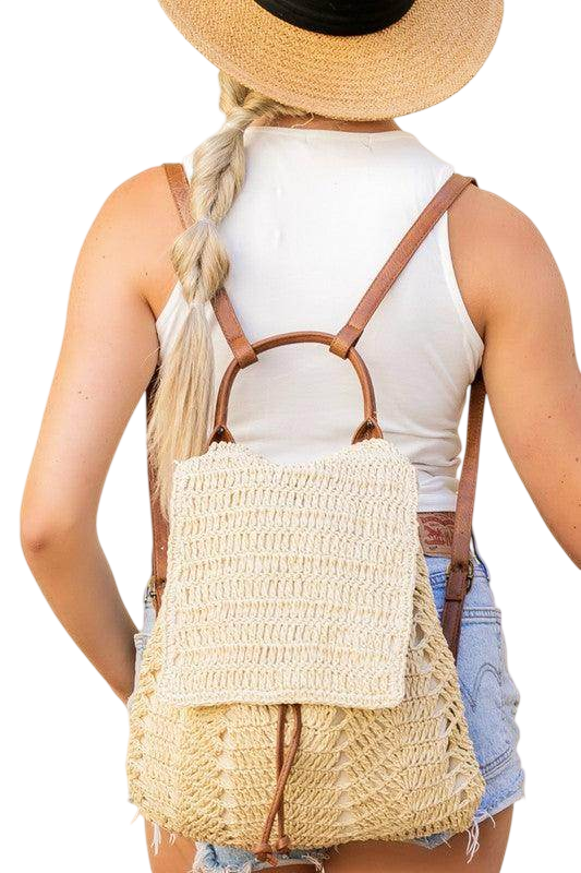 Mochila de playa de paja para escapadas con estilo