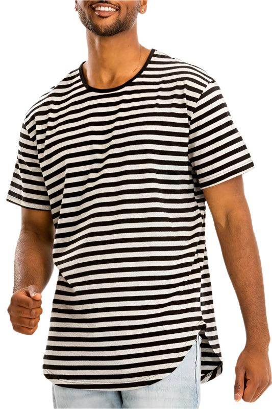 Men's striped vacation shirts for men in black and white with a relaxed fit and side slits