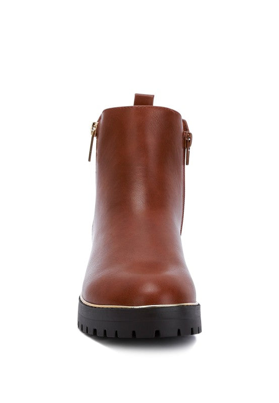 Rag Company stylish block heel boots for vacation in brown with side zipper for easy wear