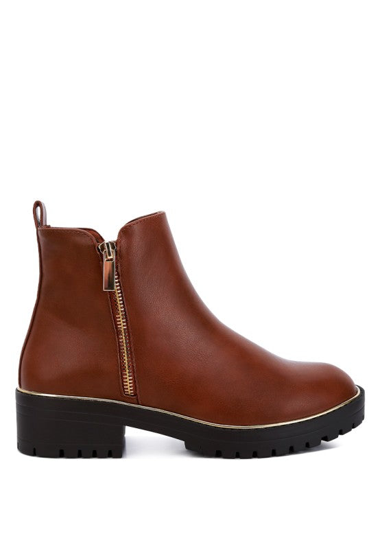 Rag Company stylish block heel boots for vacation in brown with a side zipper and rugged sole