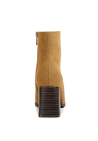 Stylish Brown Chelsea Boots with Chunky Heels for a Trendy Fall Look
