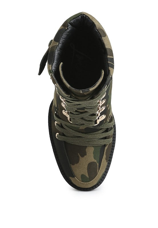 Rag Company stylish camo boots for vacations with lace-up design and padded collar