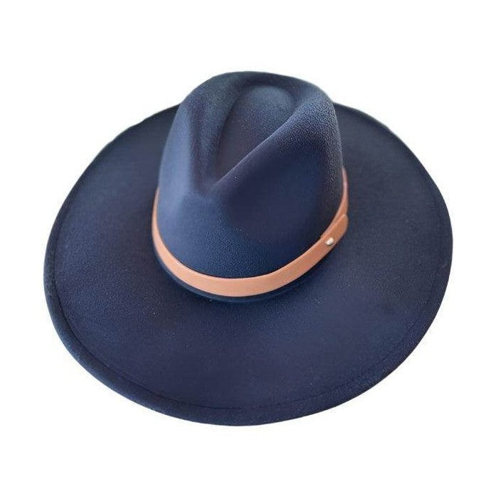 Stylish panama hat in navy with a chic leather band, perfect for sun protection and fashion